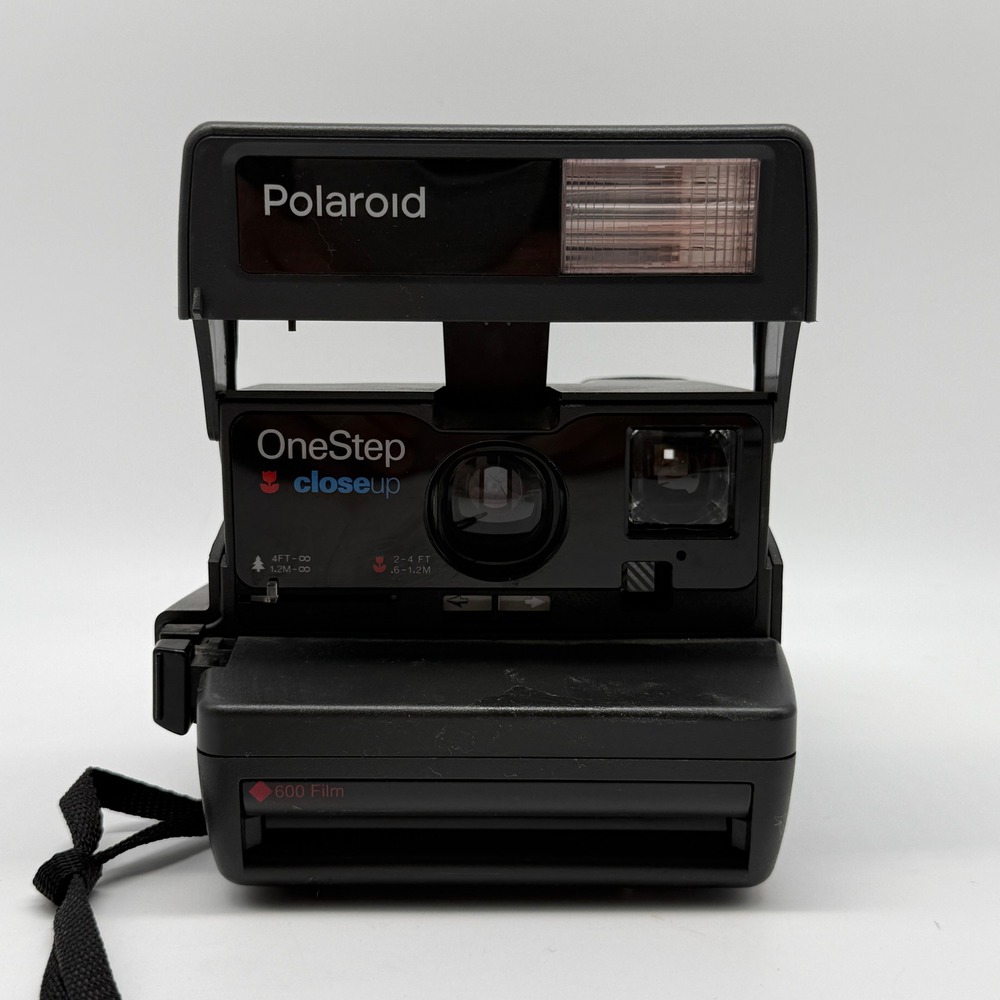 Polaroid OneStep CloseUp Instant Film Camera Black 600 Series Vintage